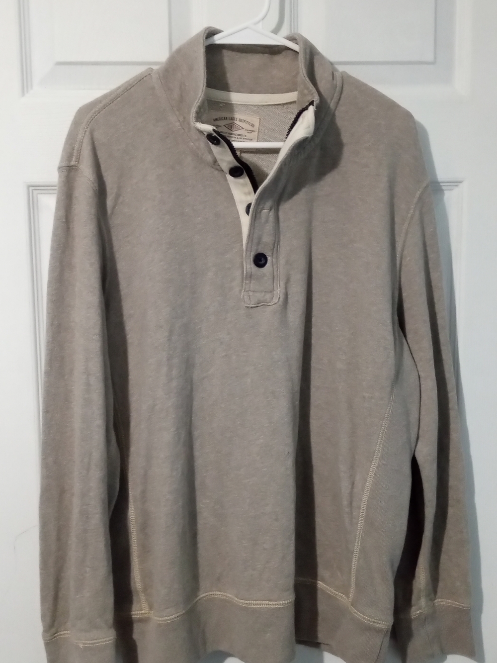 American Eagle Outfitters Men's Beige Henley Pullover Sweatshirt